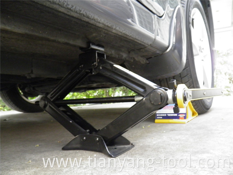 High Quality Ease of use Professional hand-operated Scissor screw Quick Lift Trolley Car Jack for auto car truck